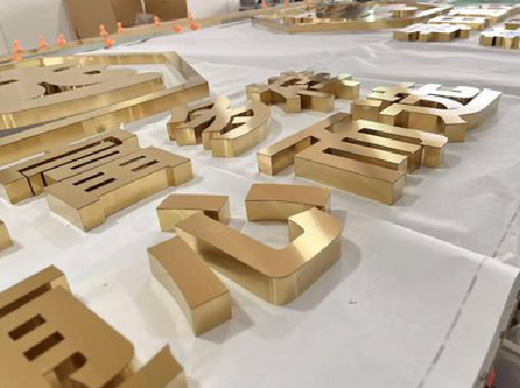 原阳县拉丝不锈钢字的特点。