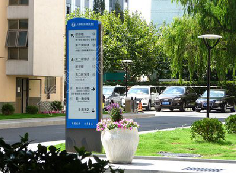 原阳县哪些因素影响宣传栏的制作？